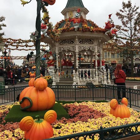 Montry F&B'S Garden 10 Min Disneyland Paris מראה חיצוני תמונה